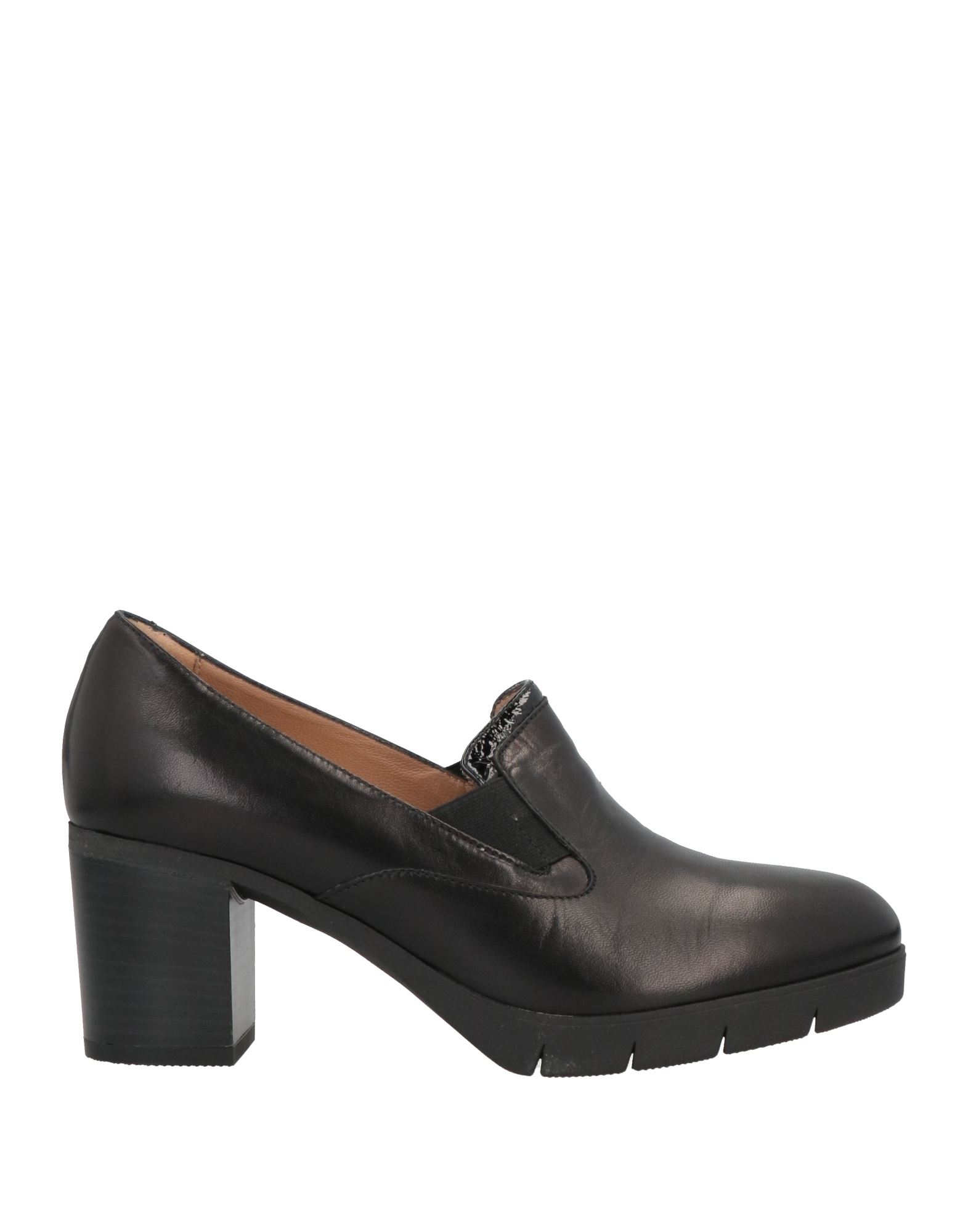 Donna Soft Loafers In Black