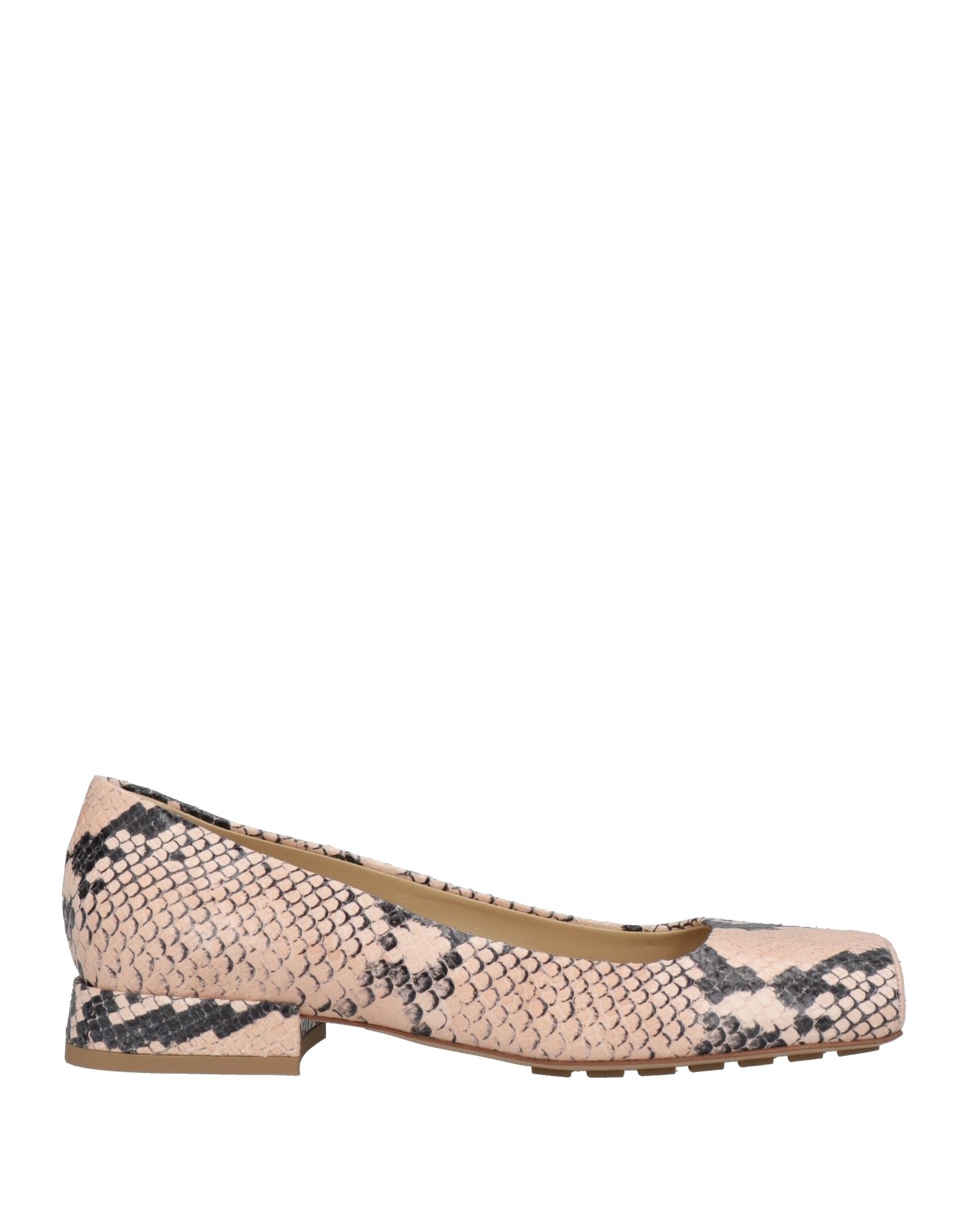 Bottega Veneta Tower Python-print Ballerina Shoes In Pink