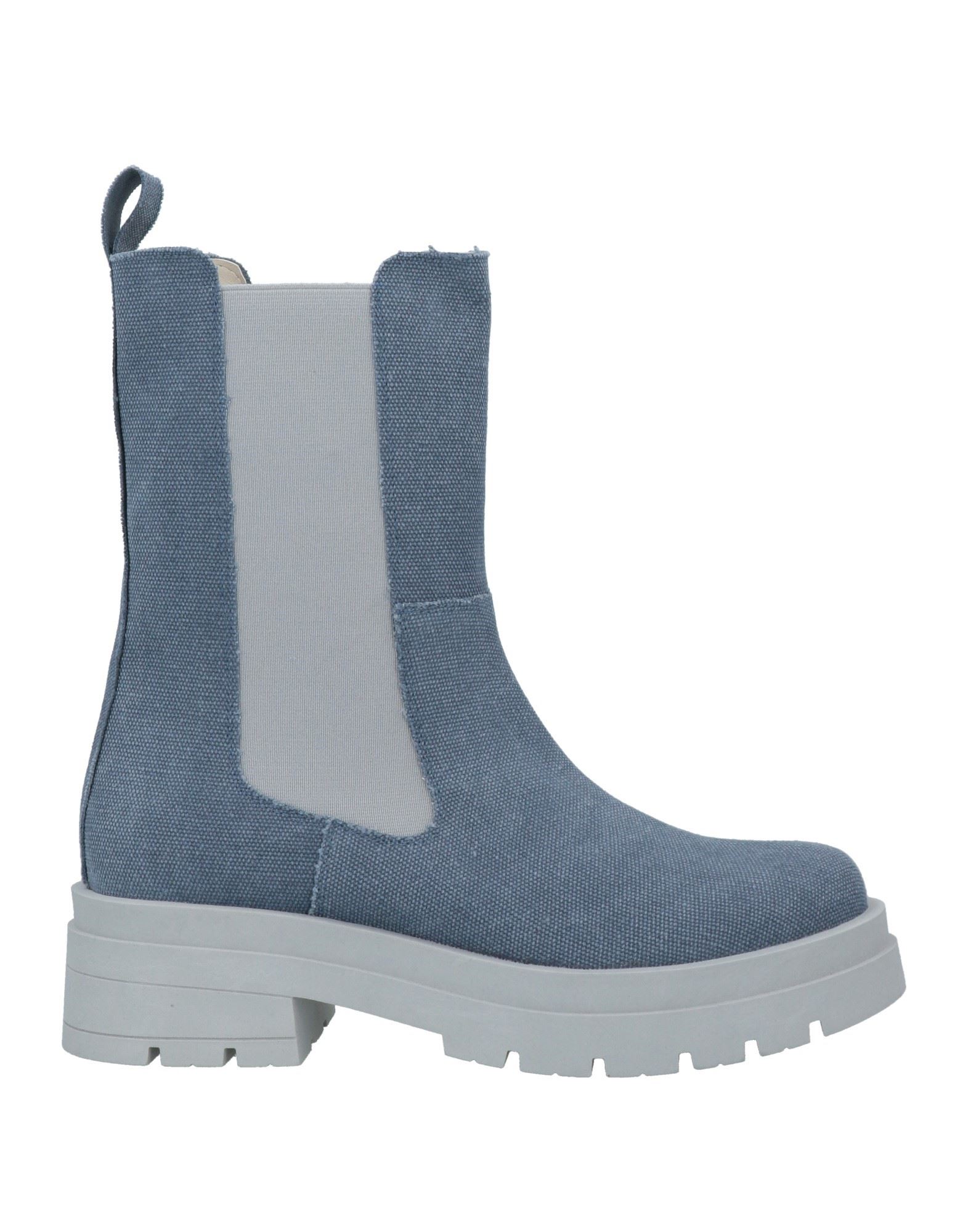Noa A. Ankle Boots In Blue