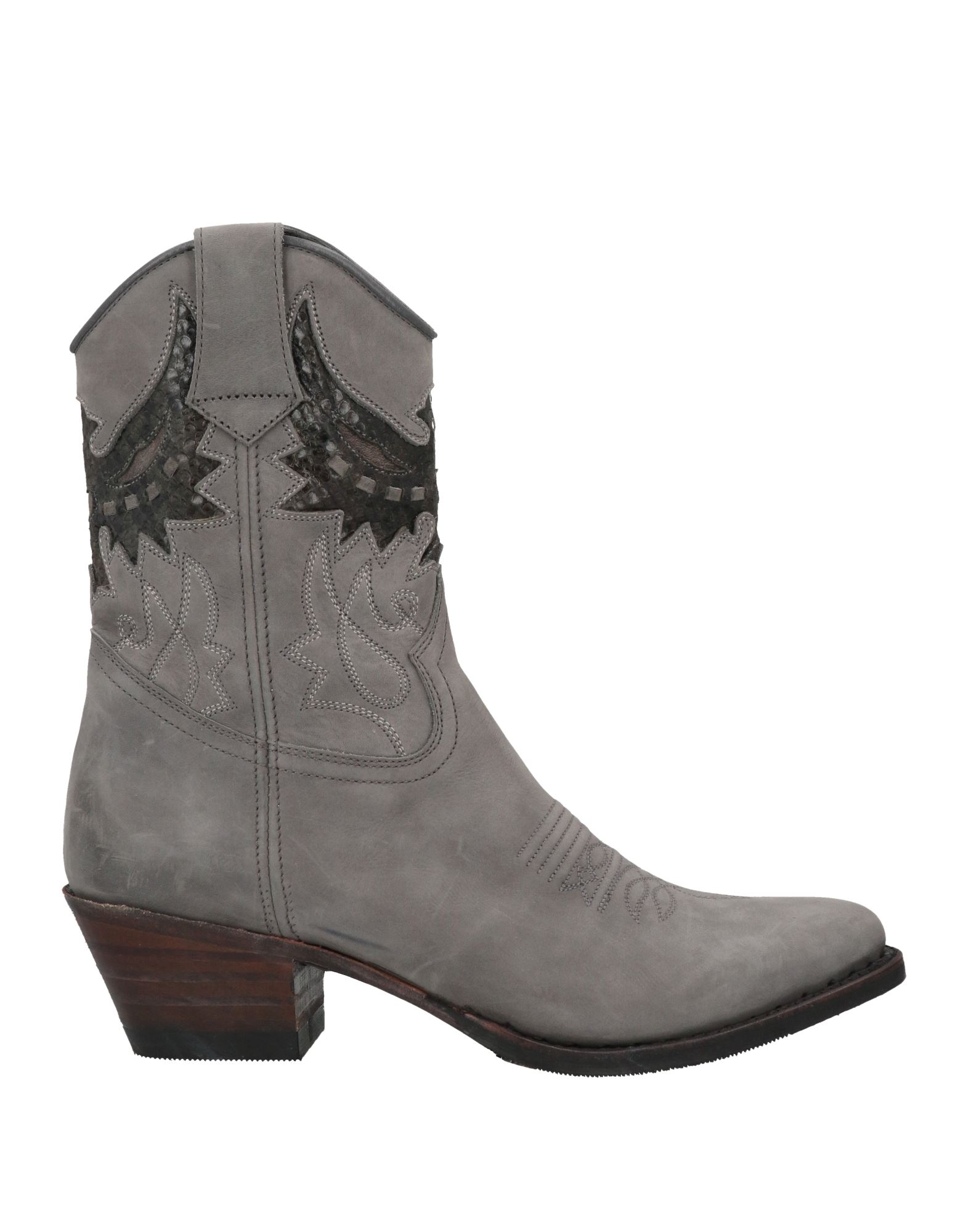Ankle Boots In Light Grey |