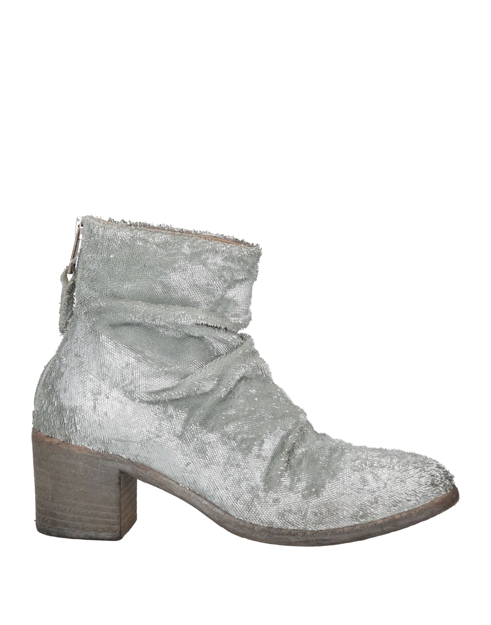 Strategia Ankle Boots In Silver