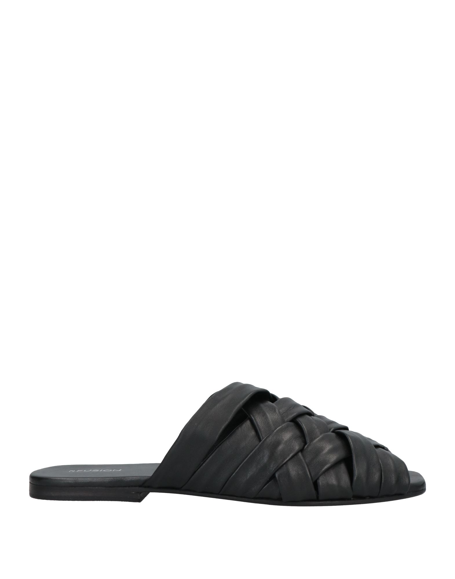 Cb Fusion Sandals In Black
