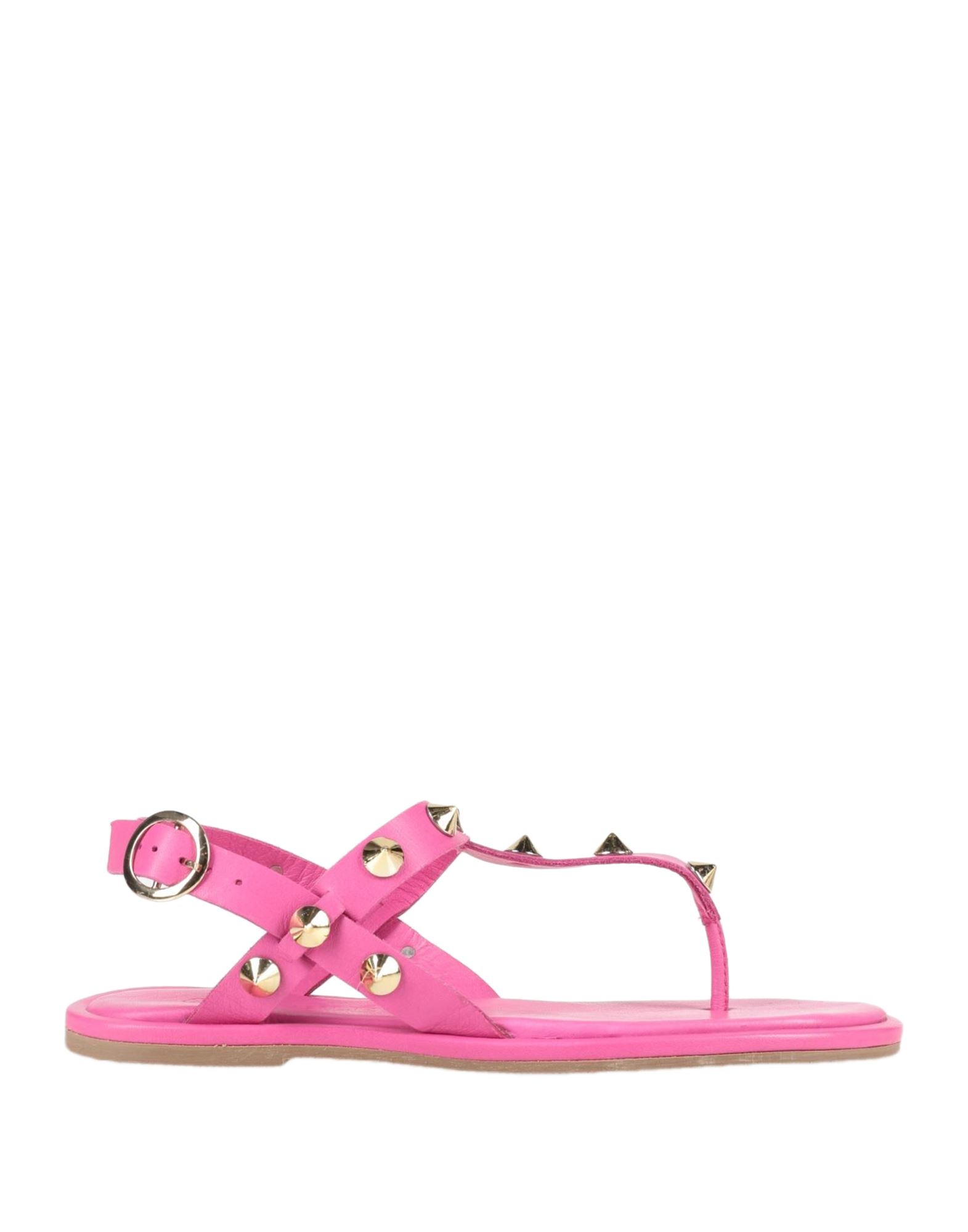 Cuplé Toe Strap Sandals In Pink