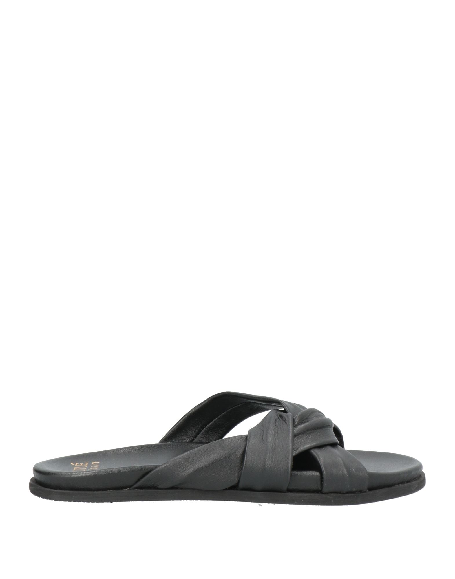 Cuplé Sandals In Black