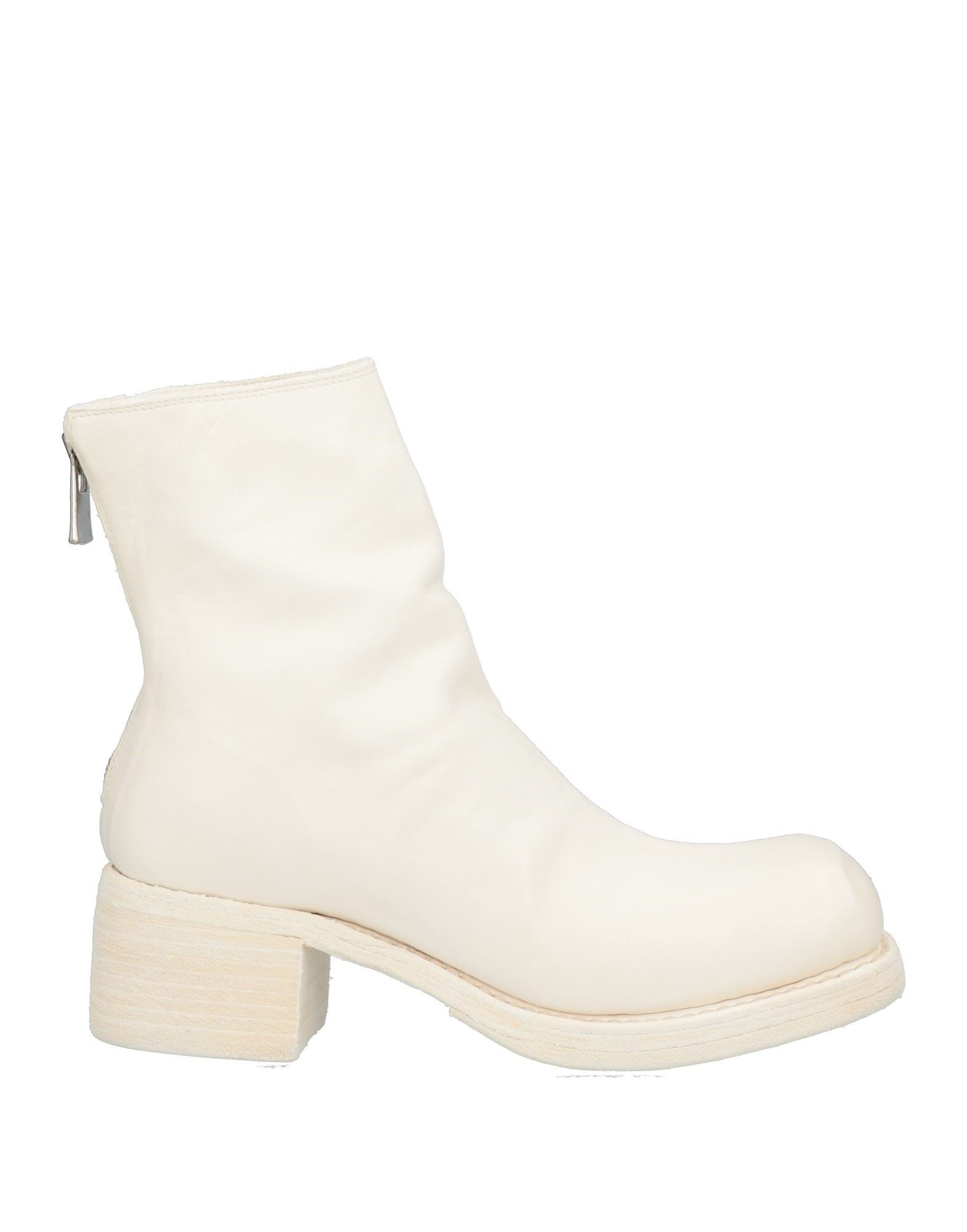 Guid Ankle Boots In Off White