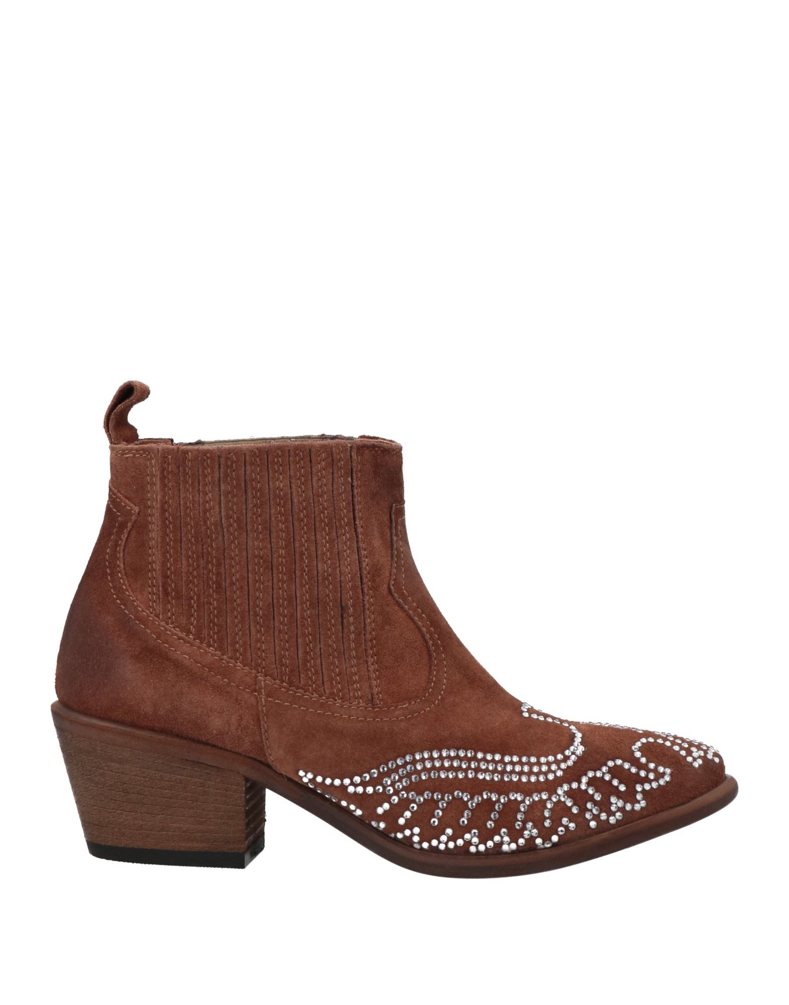 Je T'aime Ankle Boots In Beige