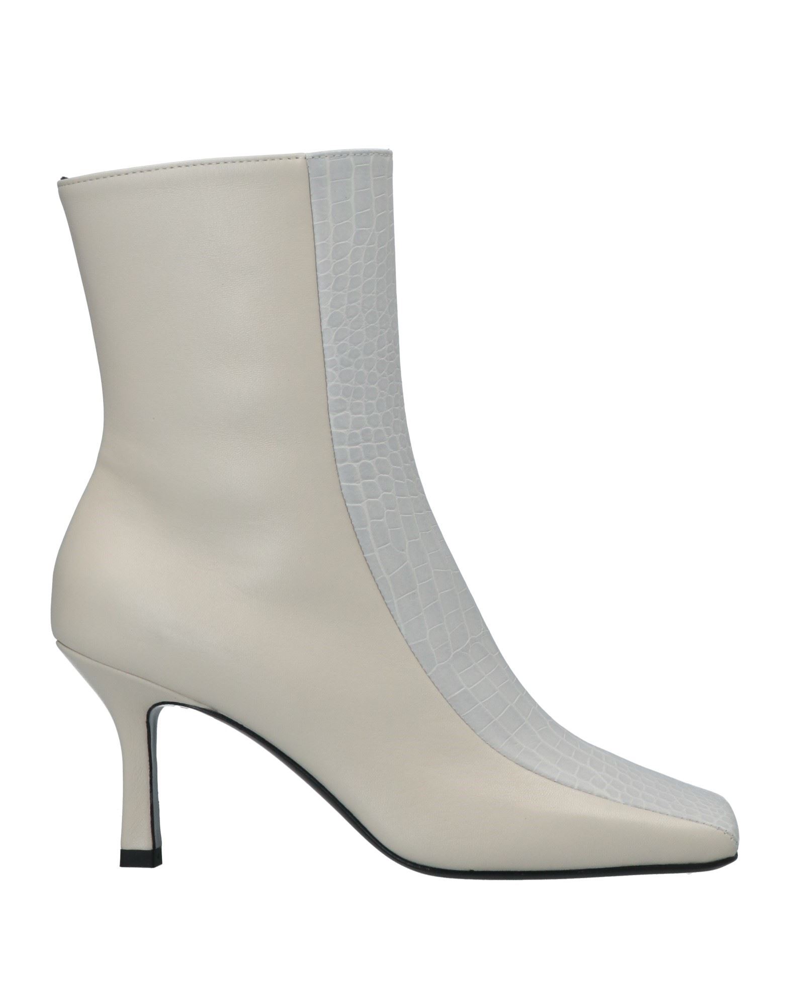 Mychalom Ankle Boots In White