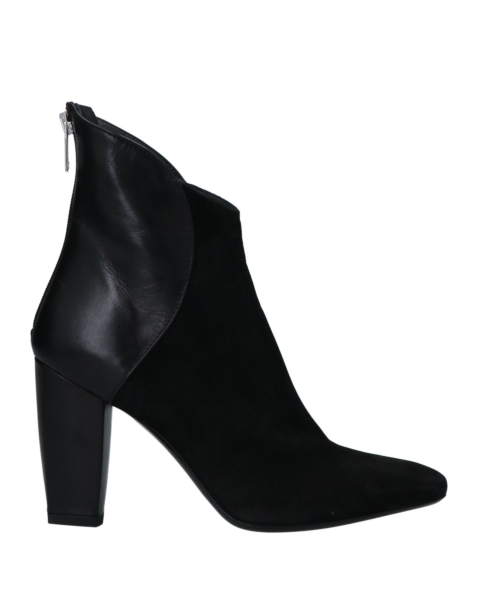 Tiffi Ankle Boots In Black