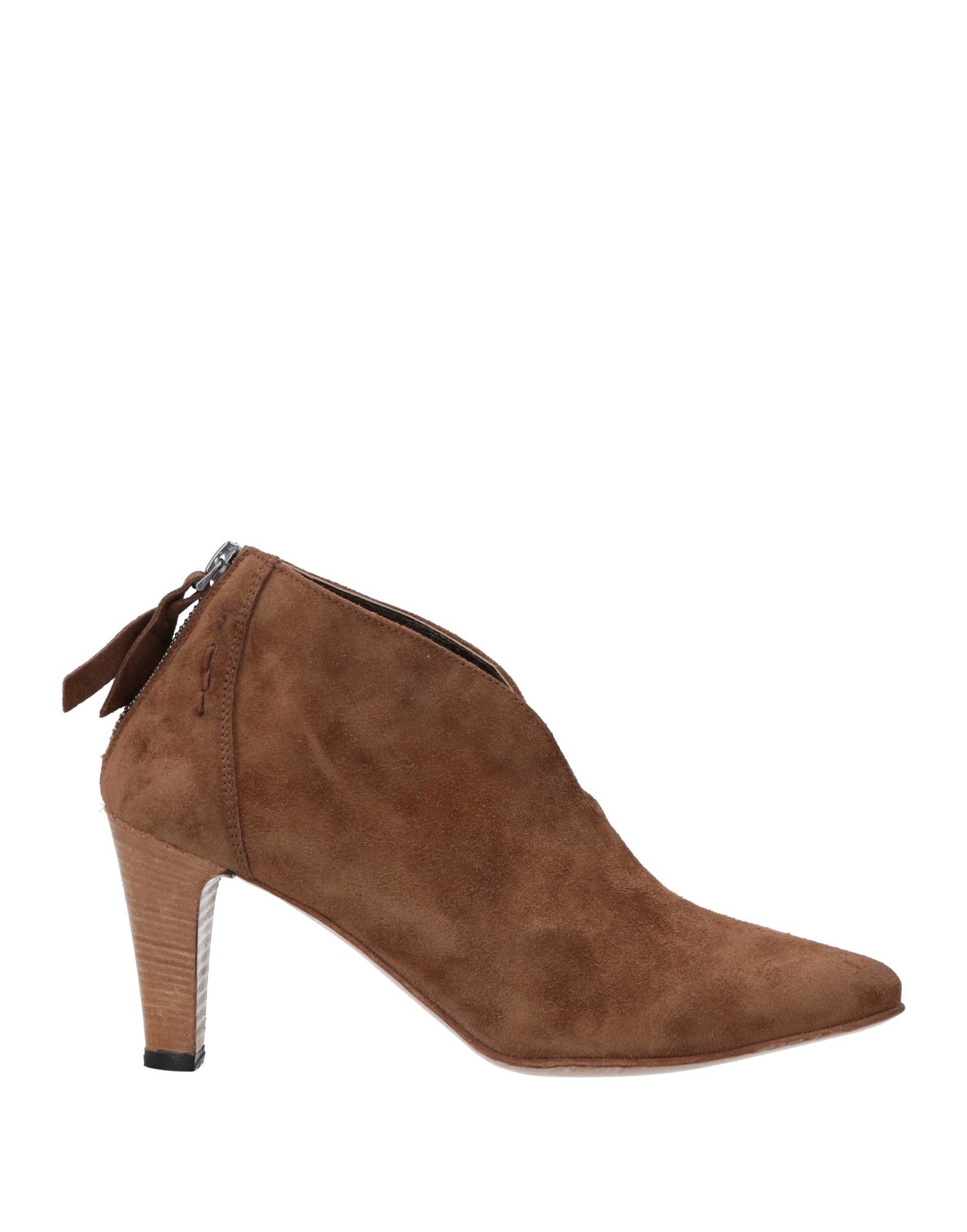 Alexander Hotto Ankle Boots In Brown