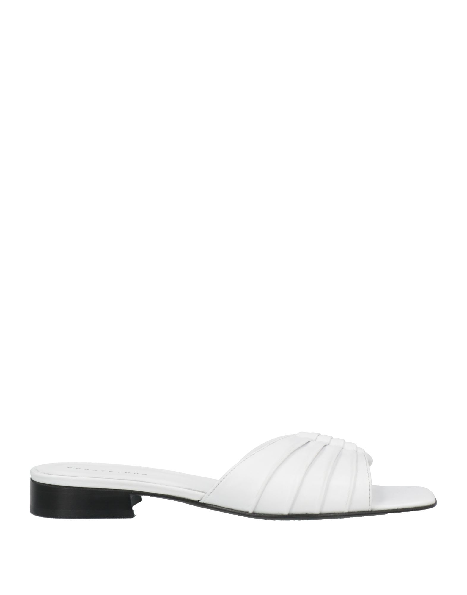 Dorateymur Sandals In White