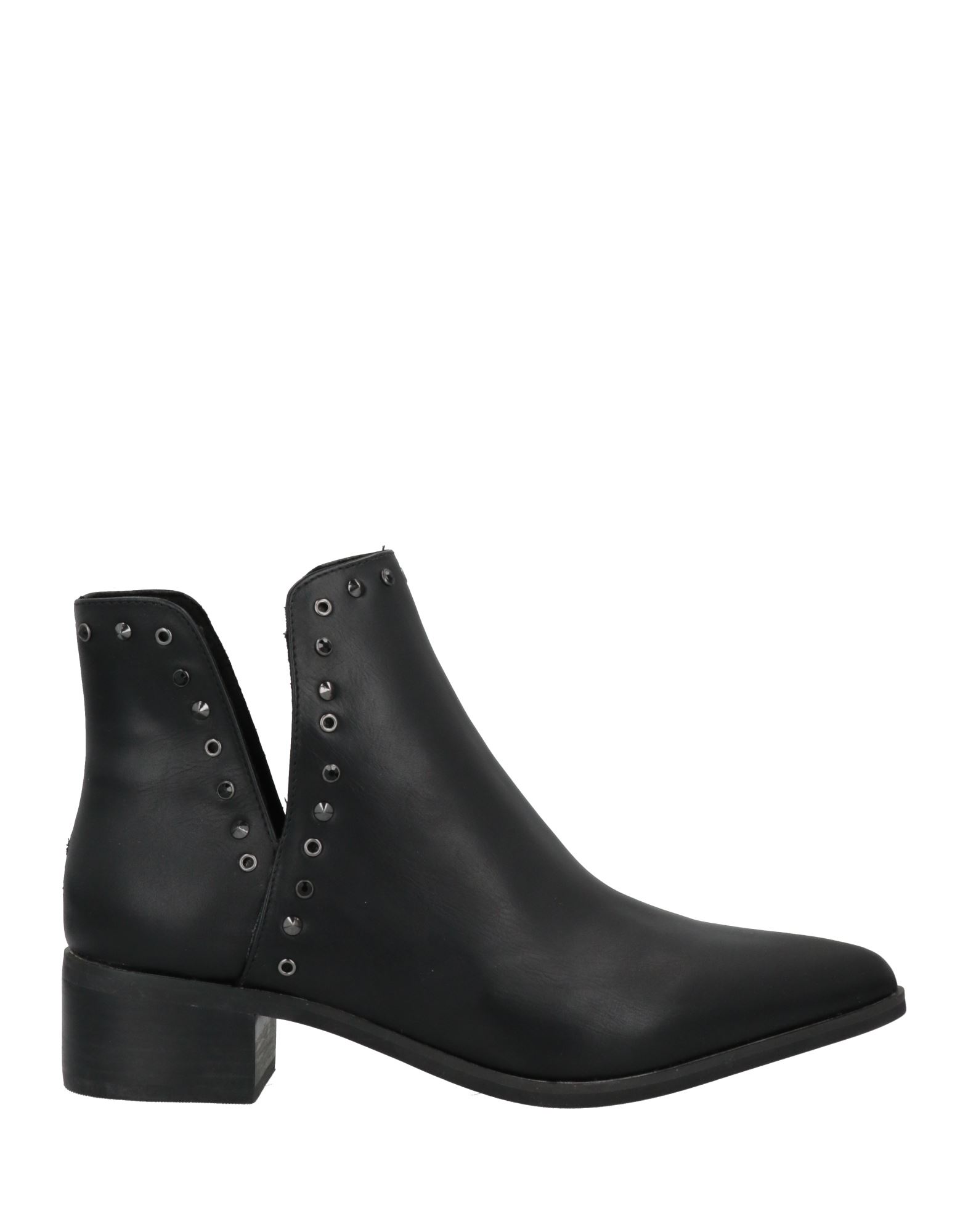 Exe' Ankle Boots In Black