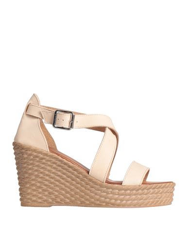 Clanto Woman Sandals Cream Size 10 Soft Leather In White