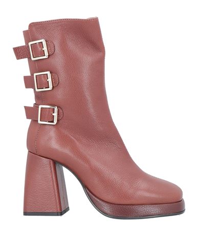 Emanuélle Vee Woman Ankle Boots Cocoa Size 8 Soft Leather In Brown