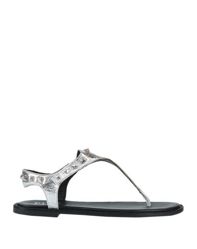 Pixy Woman Toe Strap Sandals Silver Size 9 Soft Leather