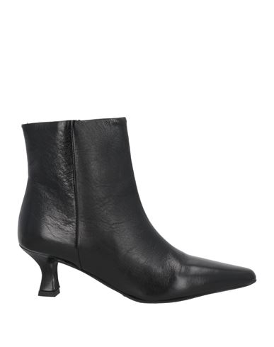 Carmens Woman Ankle Boots Black Size 9 Soft Leather