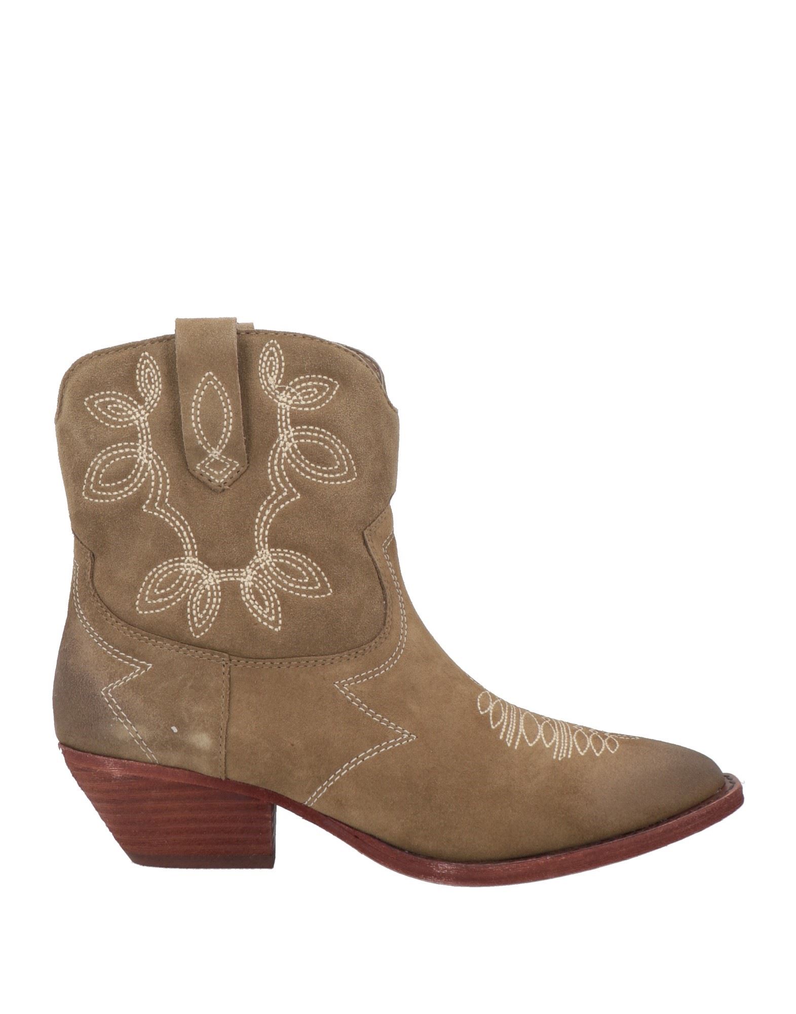 ASH ASH ΠΑΠΟΥΤΣΙΑ Μποτάκια