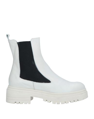 Shop Cuplé Woman Ankle Boots Off White Size 11 Leather