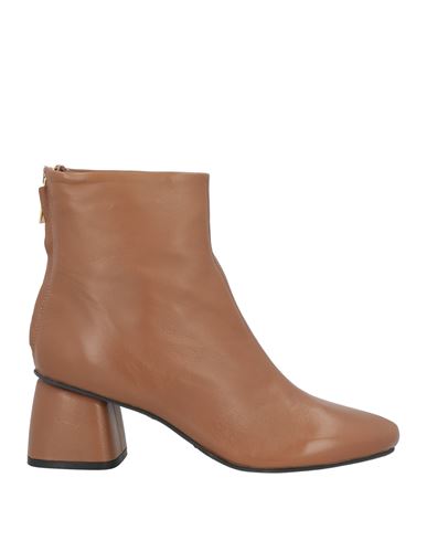 Shop Carmens Woman Ankle Boots Camel Size 8 Leather