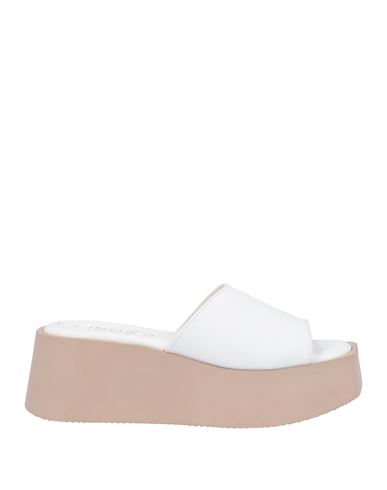 Cinzia Soft Woman Sandals White Size 11 Leather