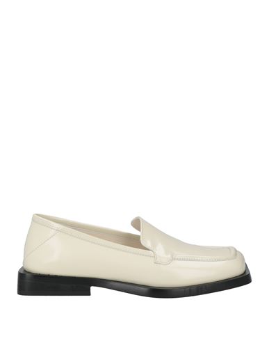 Shop Attico The  Woman Loafers Off White Size 8 Leather