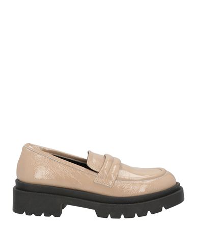 Shop Pregunta Woman Loafers Beige Size 7 Leather