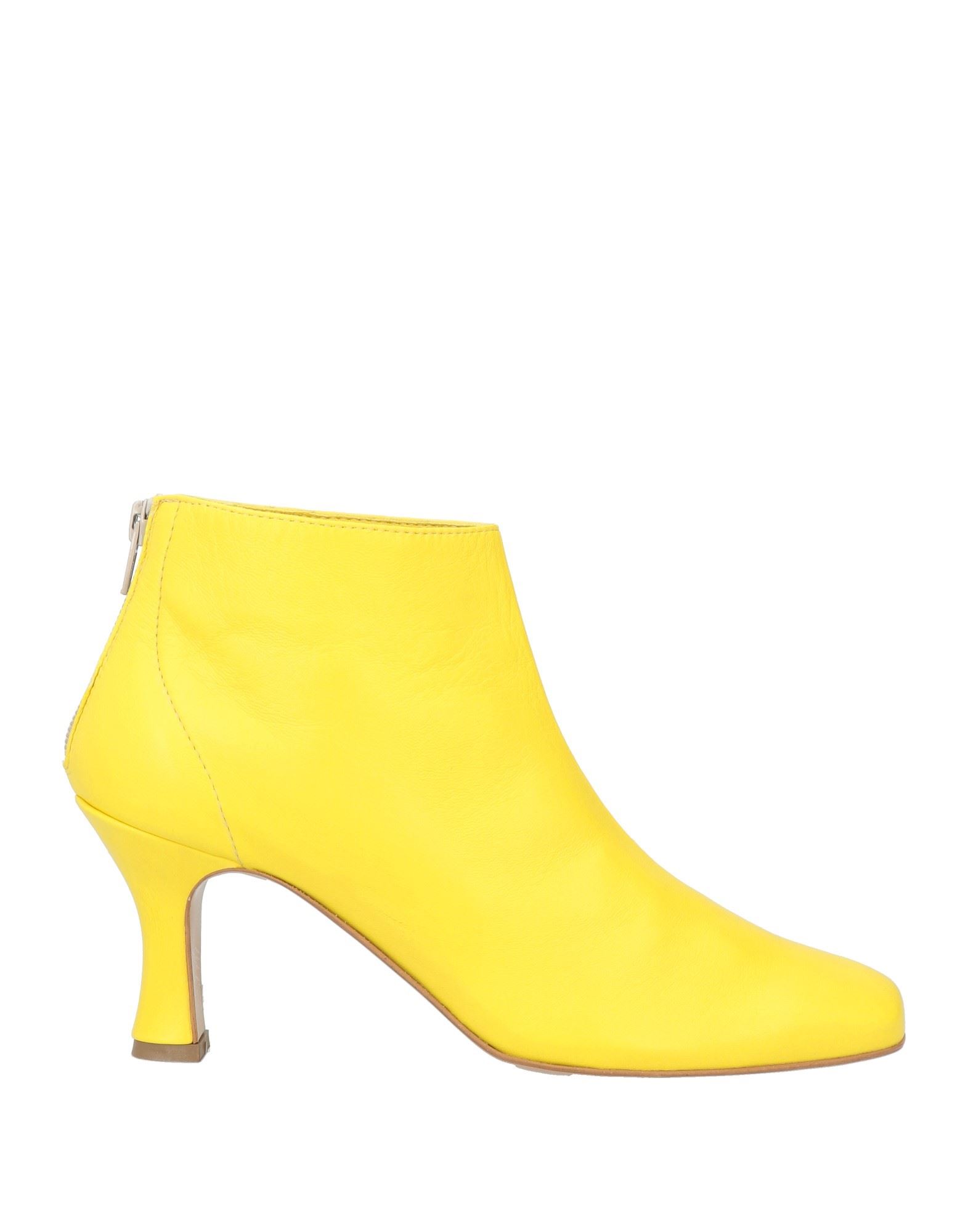 NOA A. NOA A. ΠΑΠΟΥΤΣΙΑ Μποτάκια