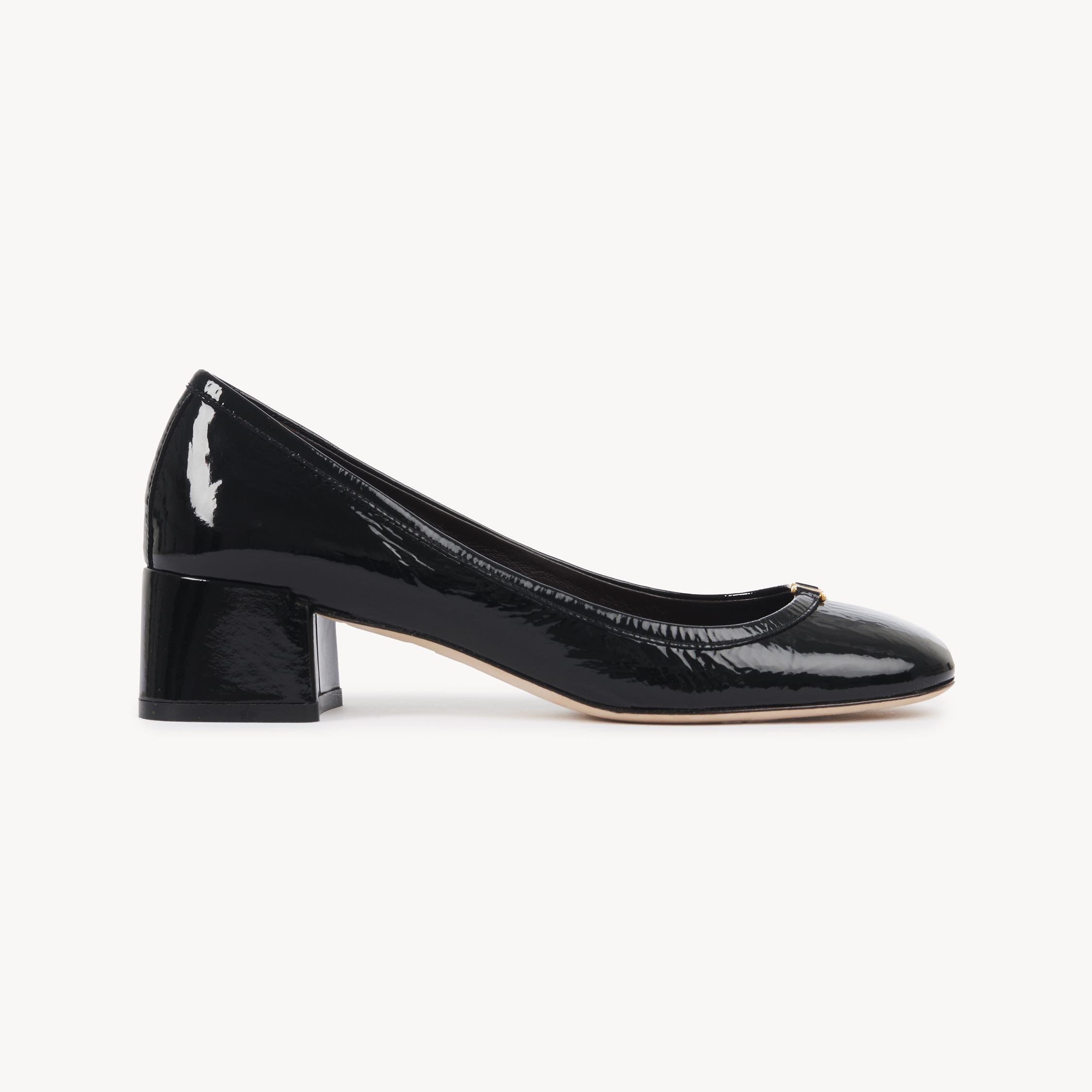 Shop Chloé Marcie Pump Black Size 5 100% Goatskin