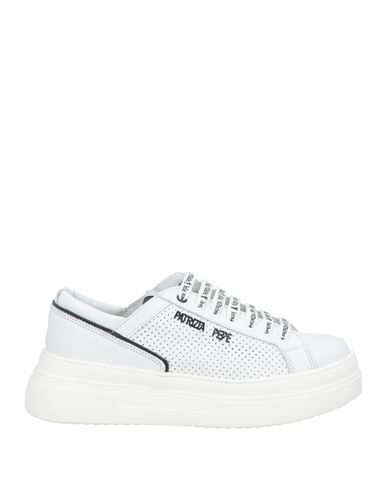 Shop Patrizia Pepe Woman Sneakers White Size 5 Calfskin