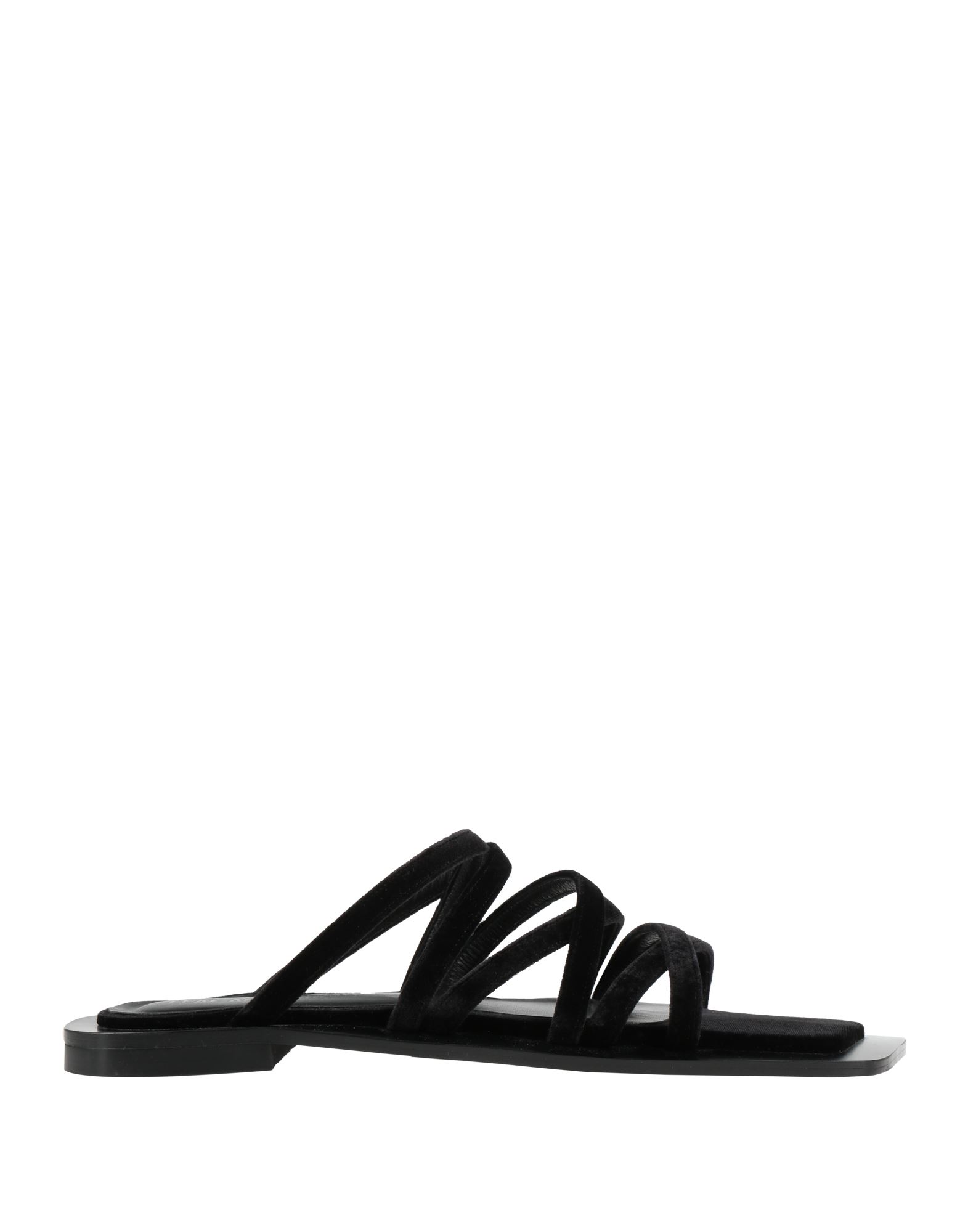 FLAT APARTMENT FLAT APARTMENT ΠΑΠΟΥΤΣΙΑ Πέδιλα