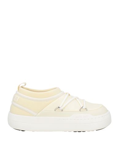 Moon Boot Women Park Icon Slip-on Shoes In White