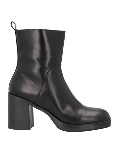 Marika Milano Woman Ankle Boots Black Size 7 Leather In Black