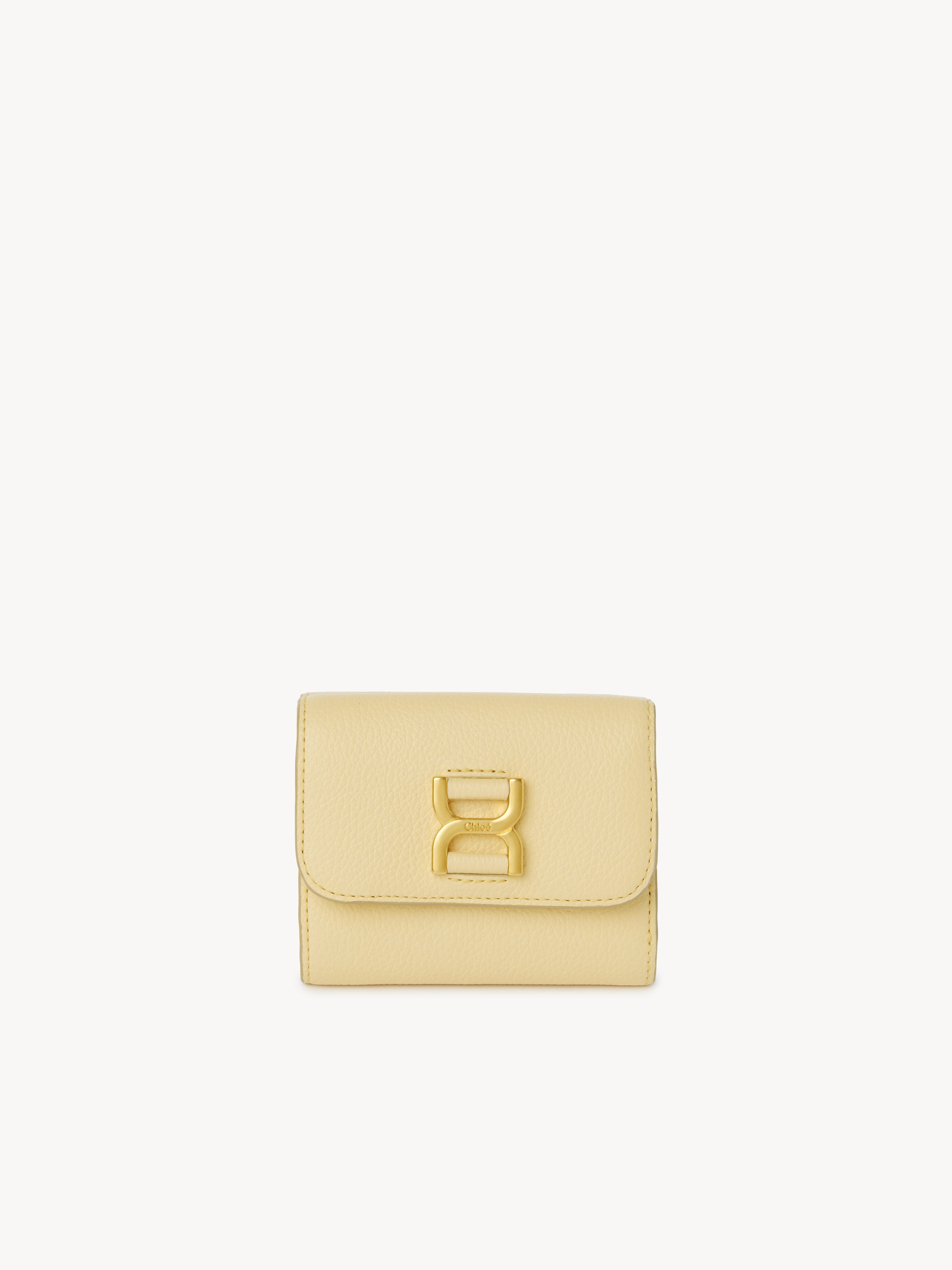 Chloé Marcie Small Tri-fold Gold Size Onesize 100% Calf-skin Leather