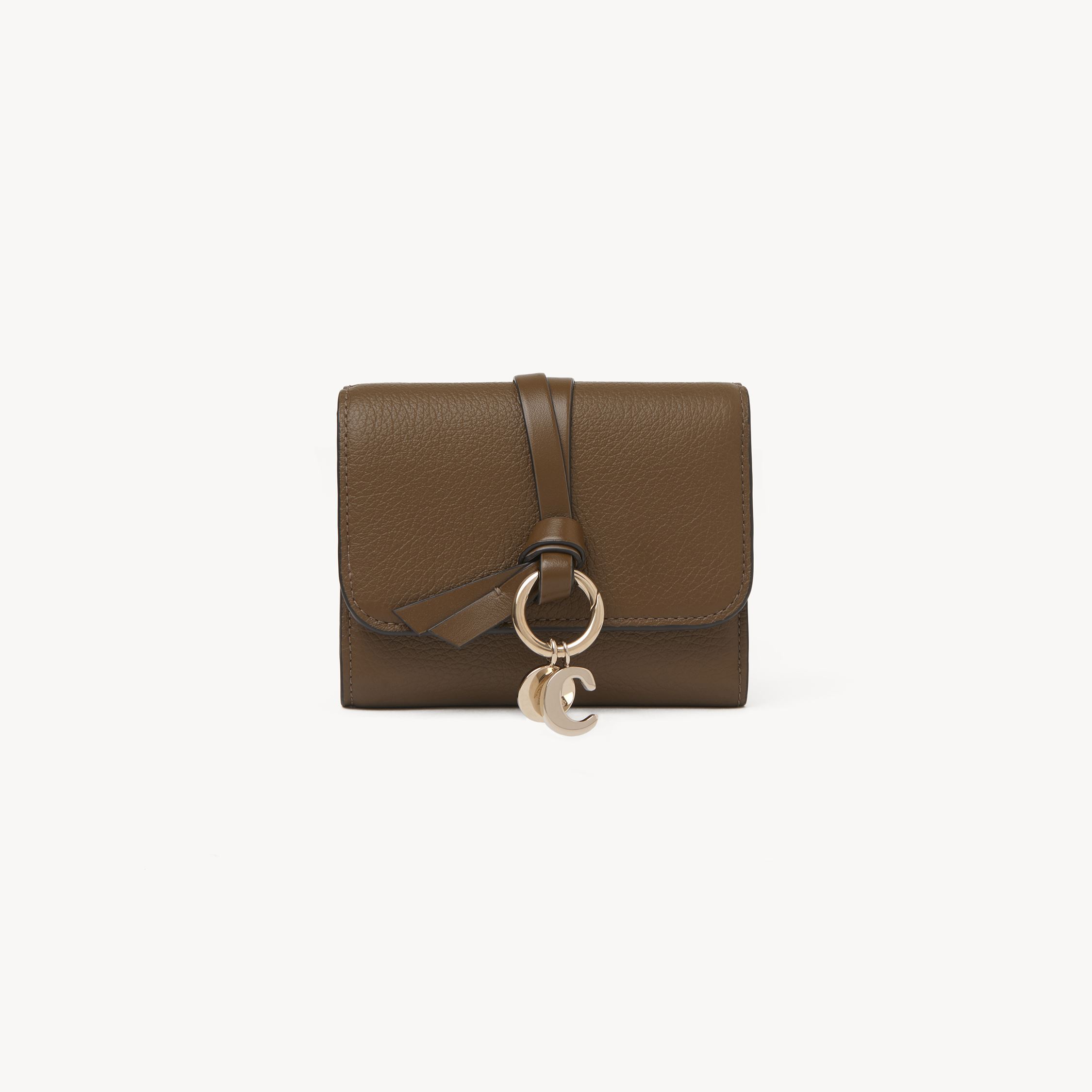 Shop Chloé Portefeuille Compact À Trois Volets Alphabet En Cuir Grainé Femme Beige Taille Onesize 100% Cuir De 