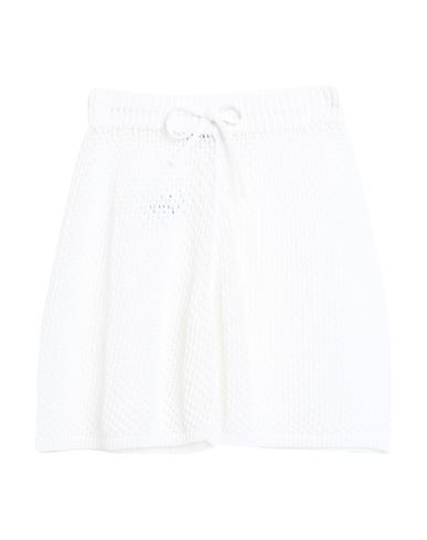 Gentryportofino Woman Shorts & Bermuda Shorts White Size 6 Cotton, Polyamide