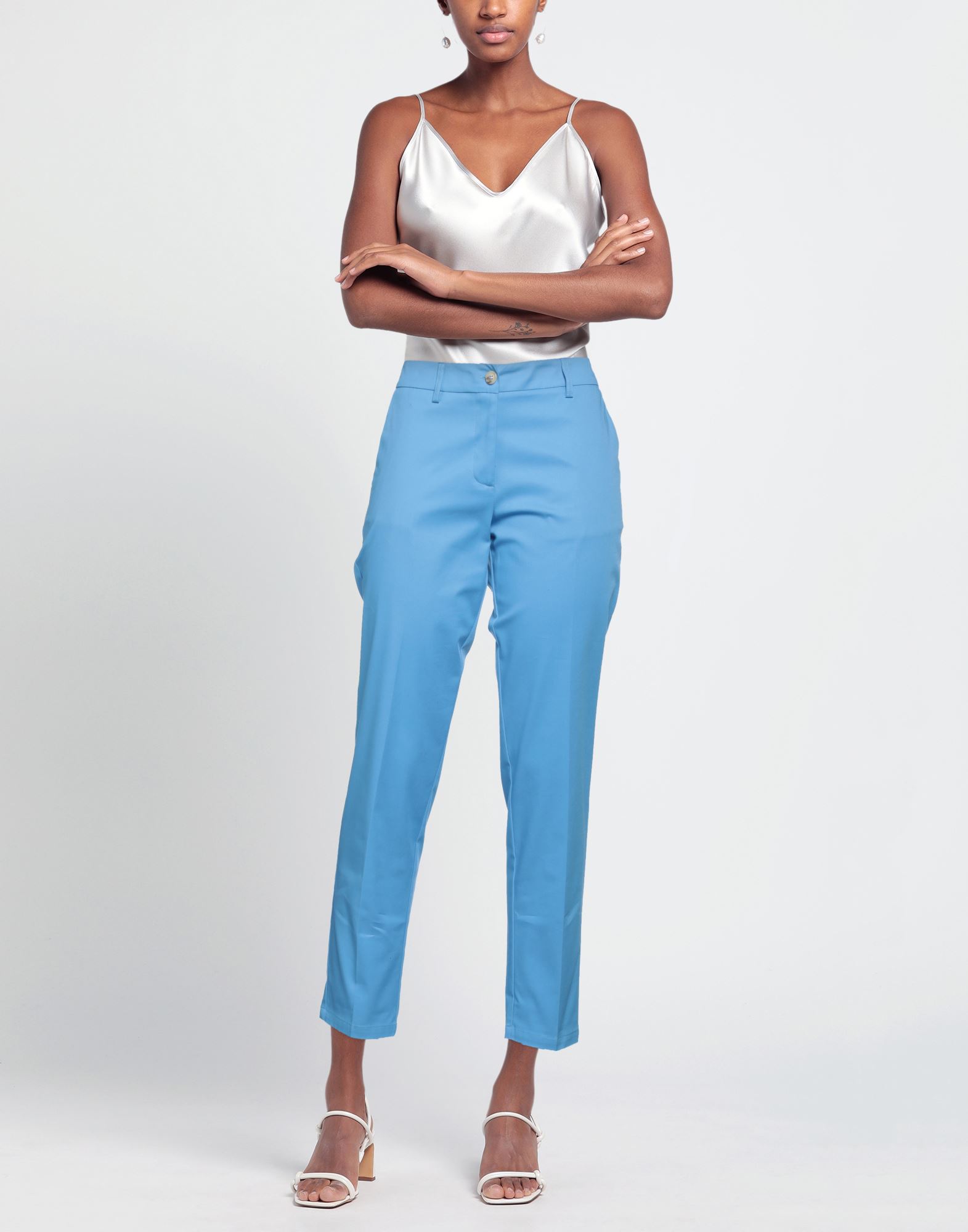  Kartika - Hosen & Röcke - Hosen - On Yoox.com 