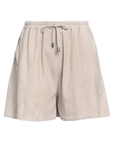 Gentryportofino Woman Shorts & Bermuda Shorts Dove Grey Size 6 Ovine Leather