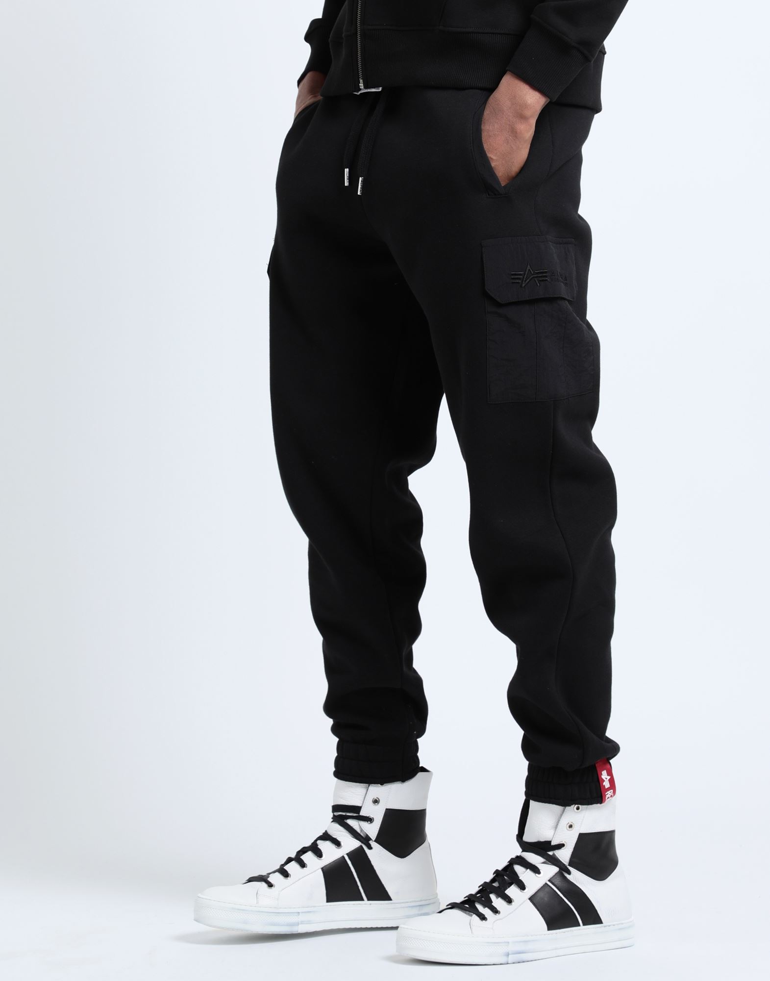  Alpha Industries - Partes De Abajo - Pantalones - On Yoox.com 