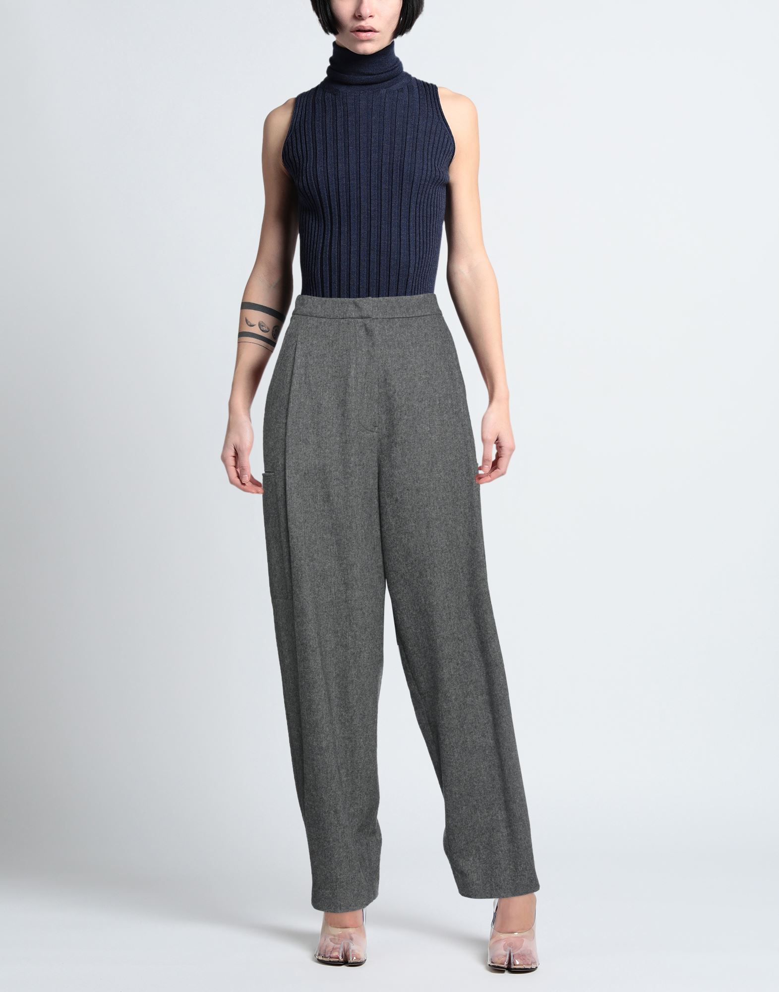  Le 17 Septembre - Hosen & Röcke - Hosen - On Yoox.com 