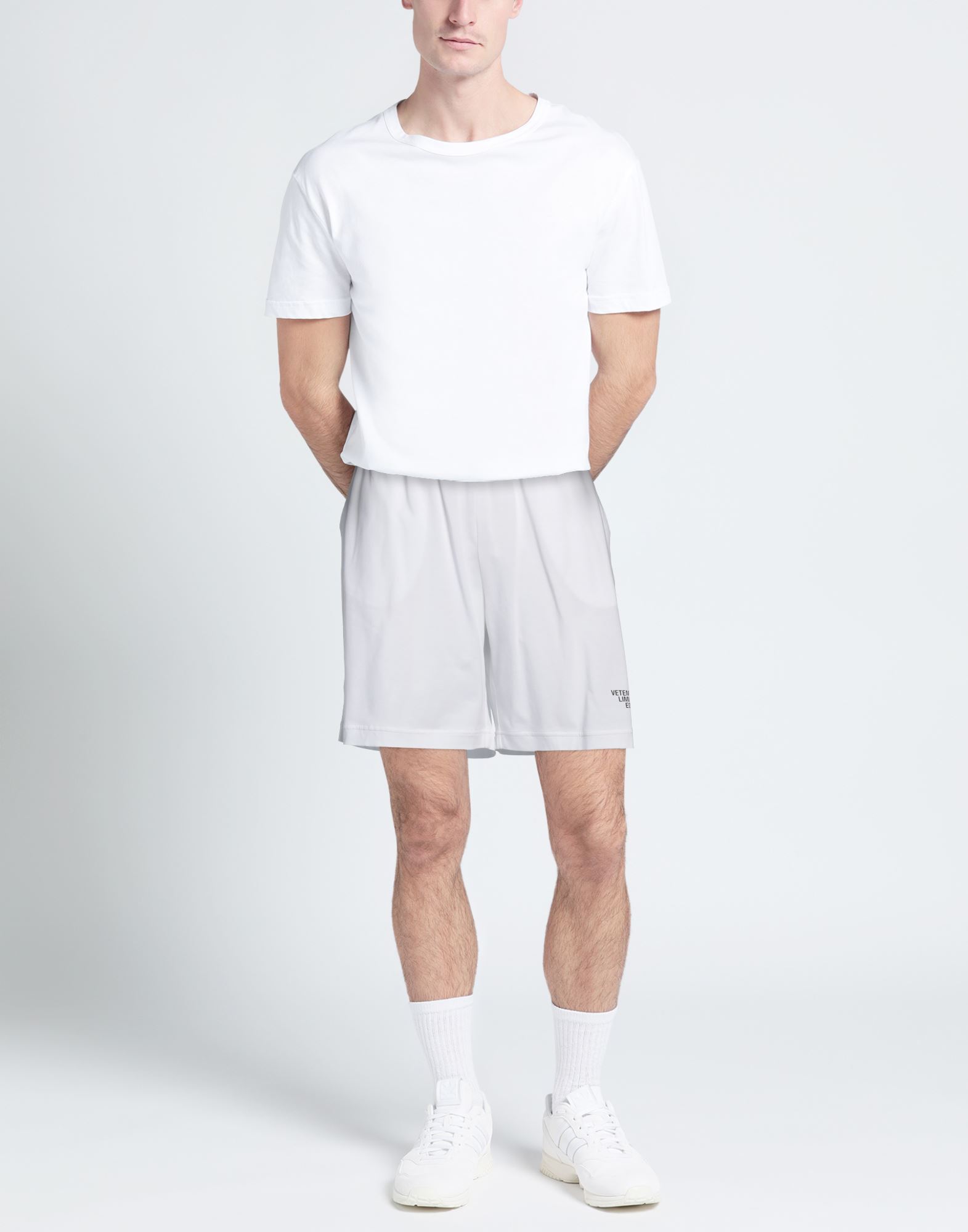  Vetements - Hosen & Röcke - Shorts & Bermudashorts - On Yoox.com 