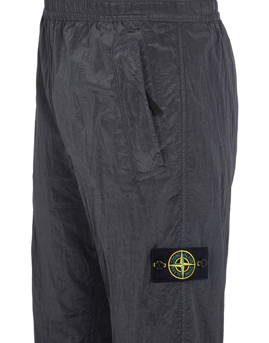 TROUSERS Stone Island Men - Official Store