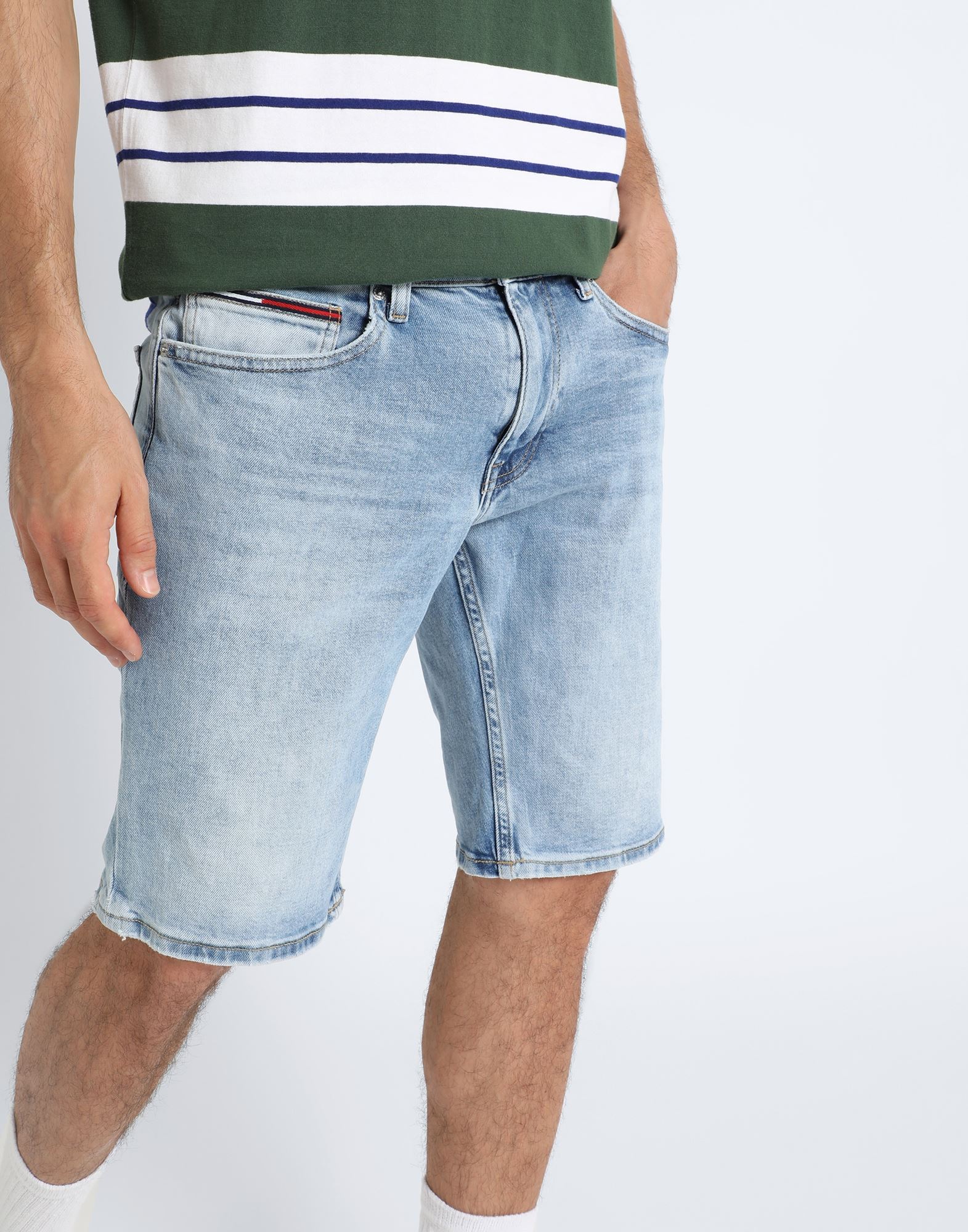  Tommy Jeans - Hosen & Röcke - Jeansshorts - On Yoox.com 