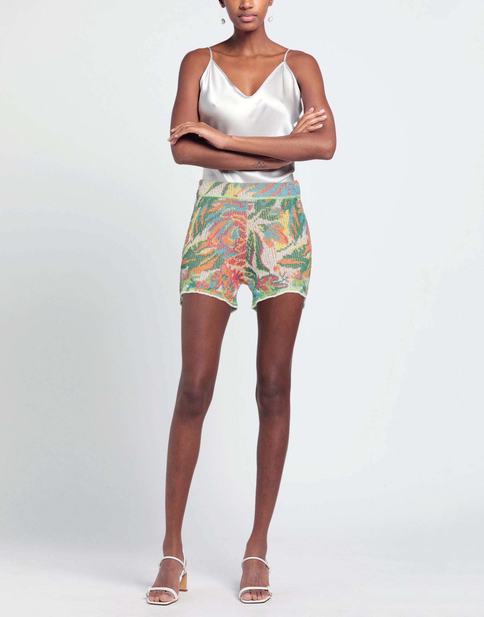  Roberto Collina - Hosen & Röcke - Shorts & Bermudashorts - On Yoox.com 