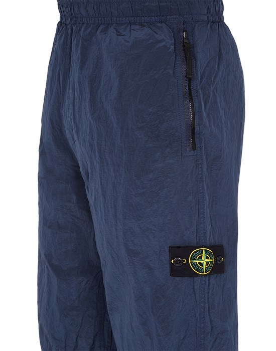 TROUSERS Stone Island Men - Official Store