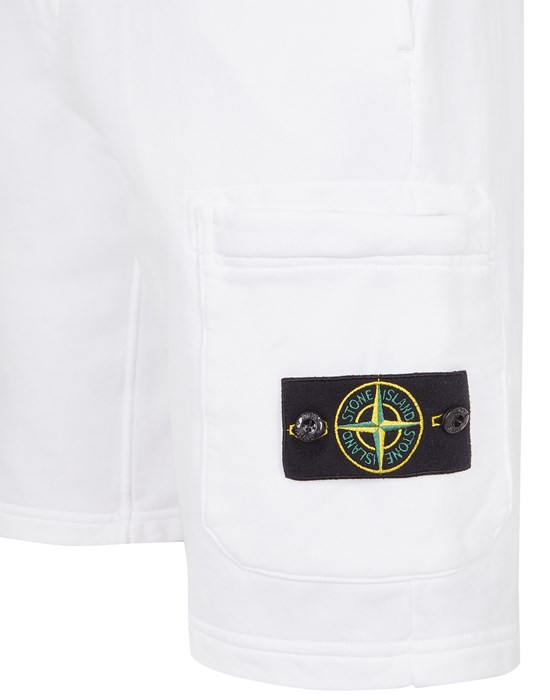 White stone island on sale shorts