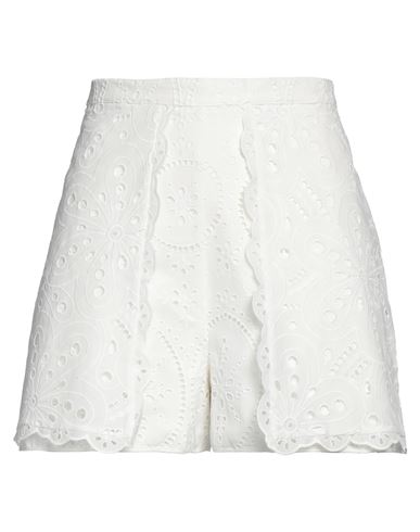 Charo Ruiz Ibiza Woman Shorts & Bermuda Shorts White Size M Cotton, Polyester
