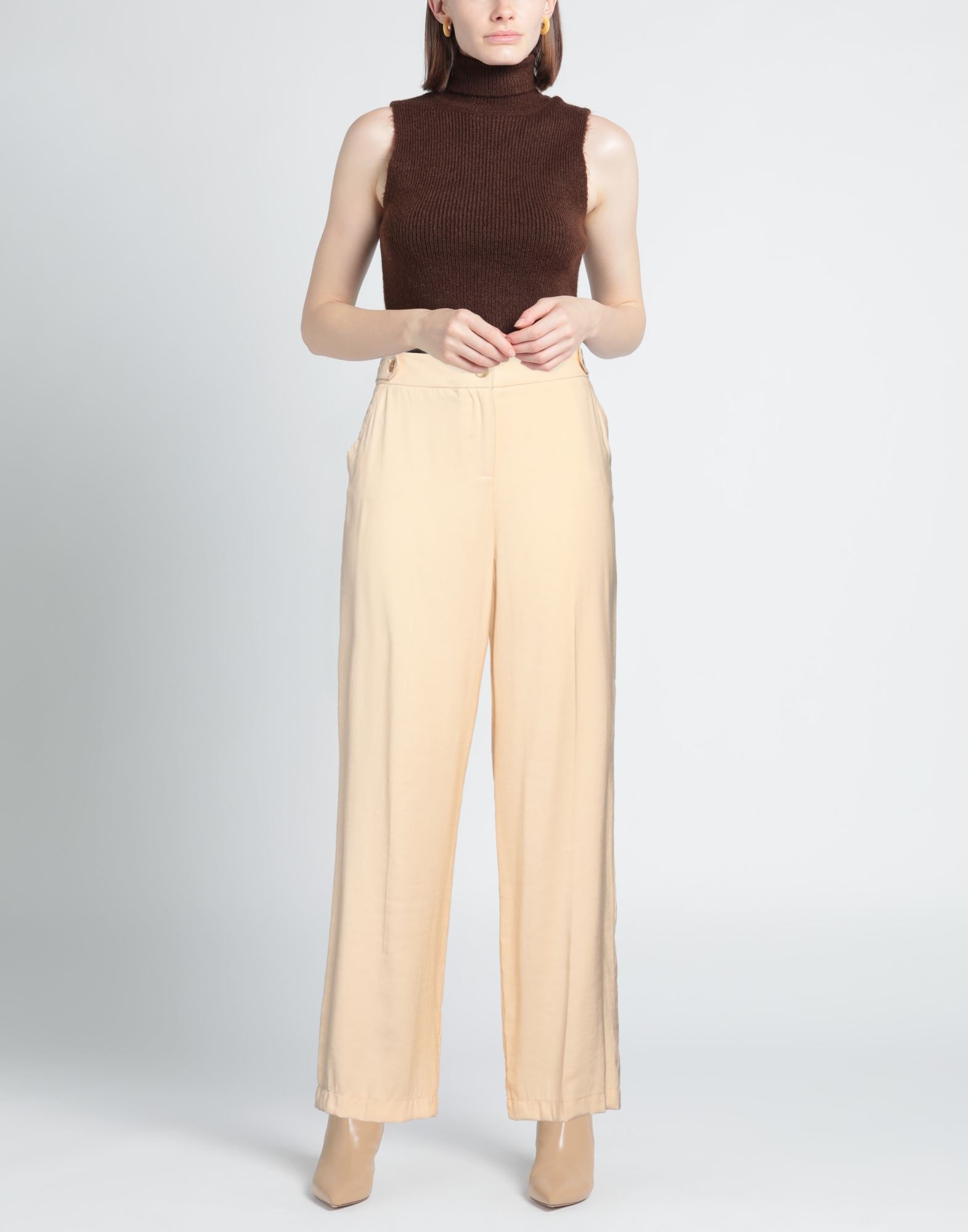  Nenette - Hosen & Röcke - Hosen - On Yoox.com 