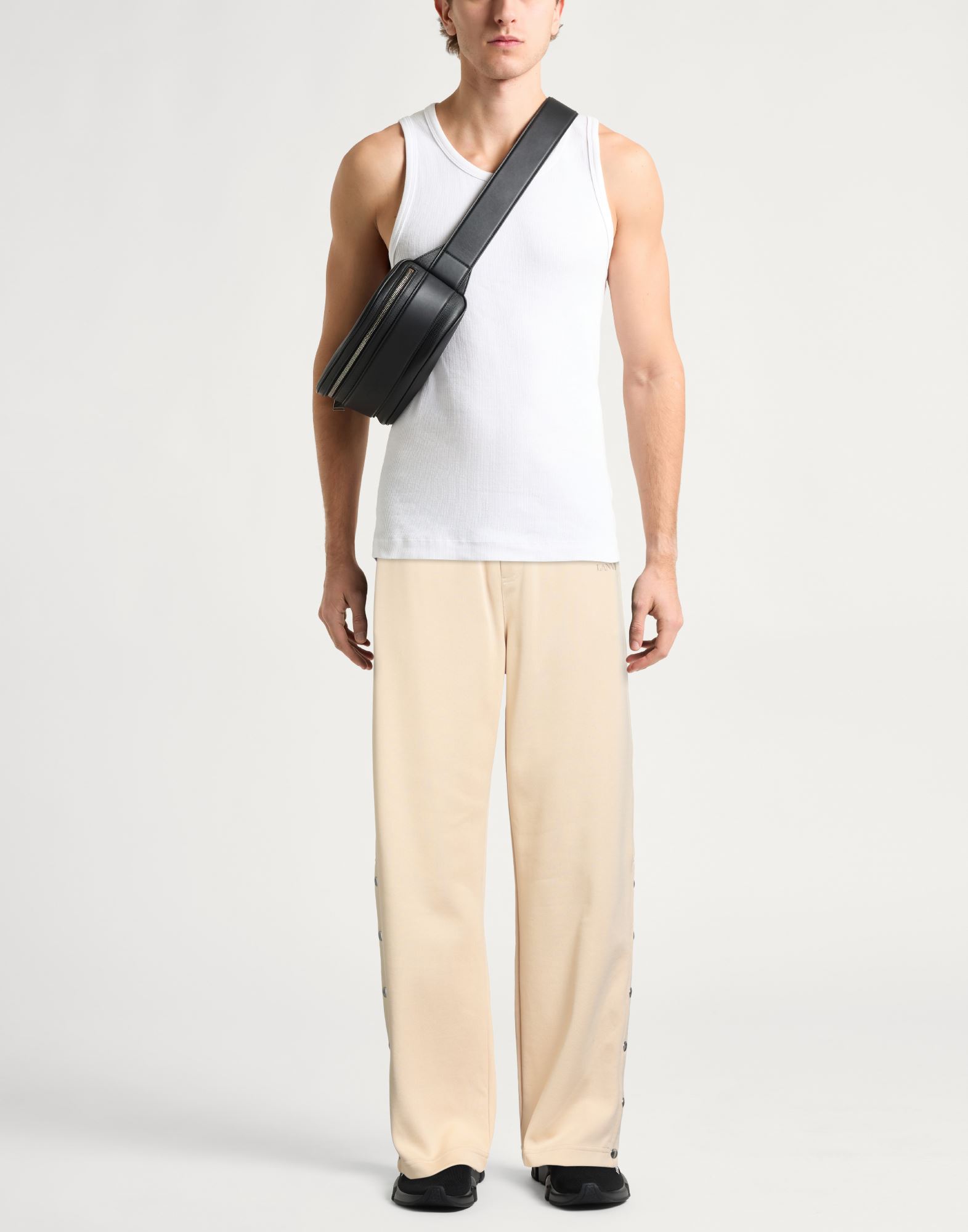  Lanvin - Hosen & Röcke - Hosen - On Yoox.com 