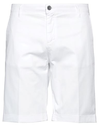 Moro Man Shorts & Bermuda Shorts White Size 34 Linen, Cotton, Elastane