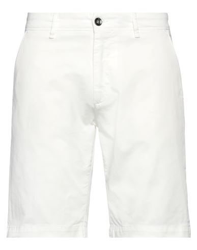 Officina 36 Man Shorts & Bermuda Shorts White Size 32 Cotton, Elastane