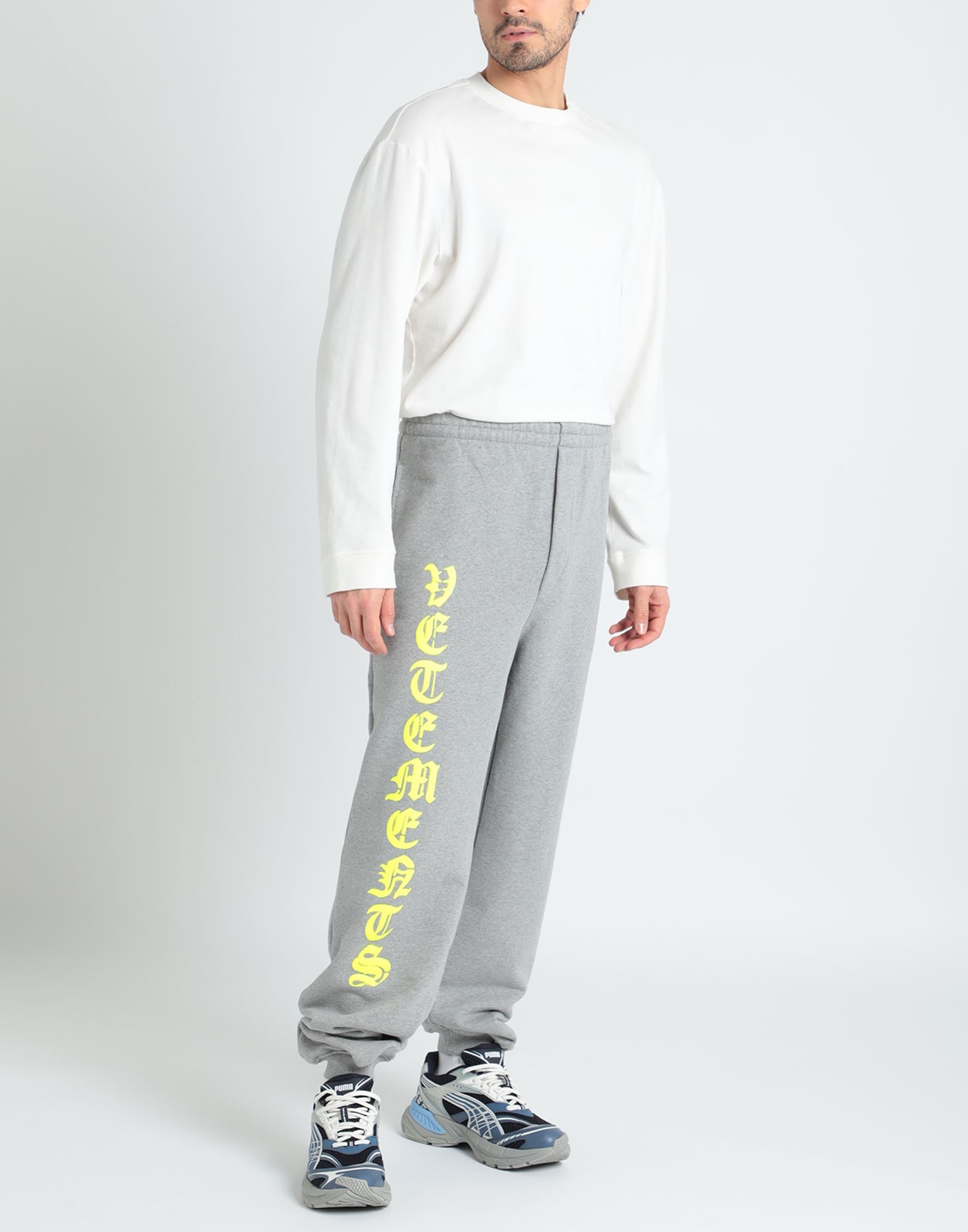  Vetements - Hosen & Röcke - Hosen - On Yoox.com 